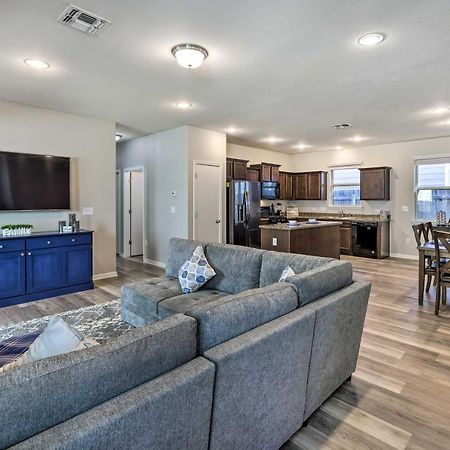 Buda Home With Smart Tv About 19 Mi To Downtown Austin מראה חיצוני תמונה