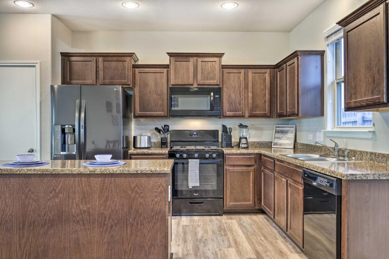 Buda Home With Smart Tv About 19 Mi To Downtown Austin מראה חיצוני תמונה