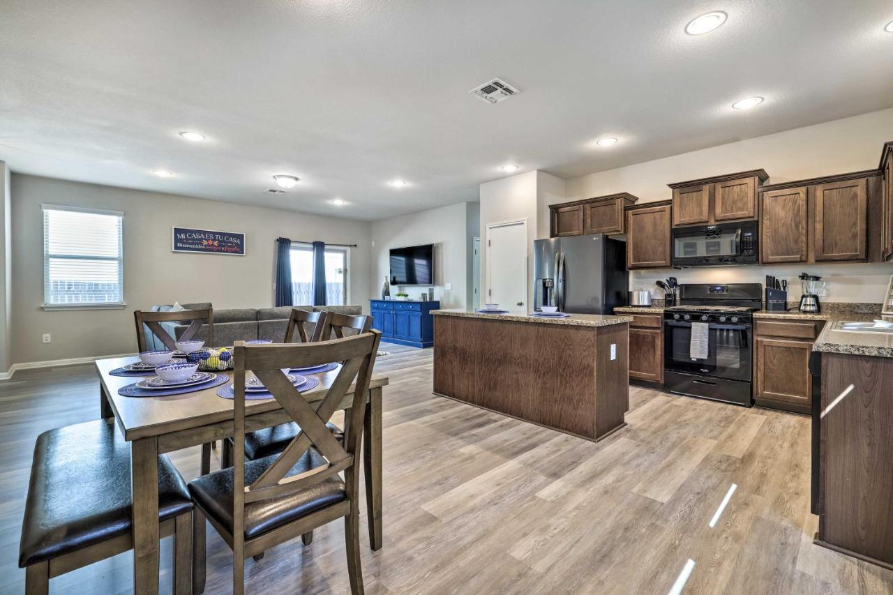 Buda Home With Smart Tv About 19 Mi To Downtown Austin מראה חיצוני תמונה