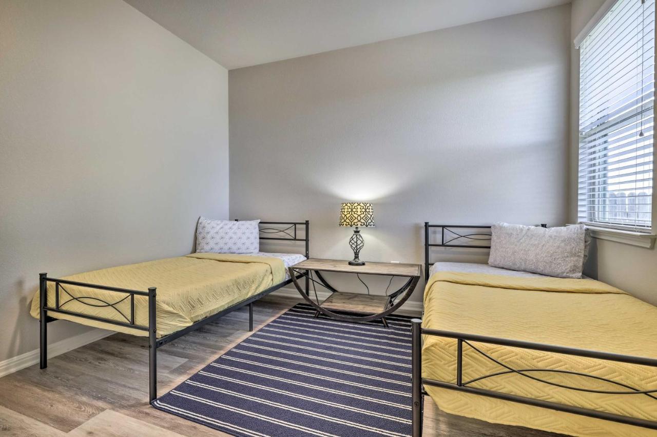 Buda Home With Smart Tv About 19 Mi To Downtown Austin מראה חיצוני תמונה